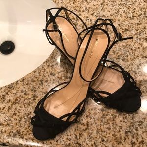 Adorable Kate Spade dress heels